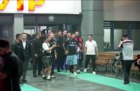 « Bienvenue, roi d'Égypte » : Mohamed Salah accueilli par des milliers de fans, des feux d'artifice et des fumigènes à Trabzonspor - Foot - Transferts