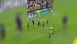 Al-Nassr - Le 978e but de Cristiano Ronaldo offre la victoire contre Al-Taawoun