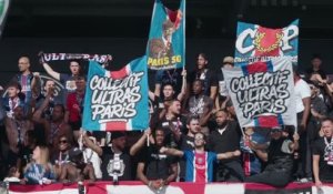 PSG - Les ultras mettent le feu à l'entraînement !