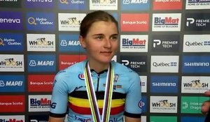 Championnats du Monde UCI Montréal 2026 - Viktoria Chladonova après sa médaille d'or sur la course en ligne Juniors