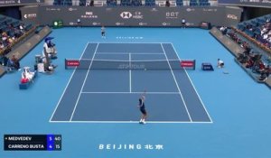 Pékin - Medvedev s’impose en deux sets