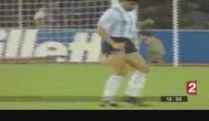 Télézapping : Santa Maradona !