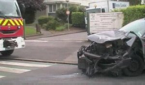 Fait divers accident :  camion contre auto à Beauvais