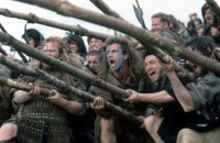 Quand Nagui se moque de Mel Gibson et son film Braveheart
