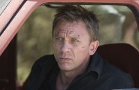 James Bond 25 (encore) repoussé et un nouveau scénariste engagé