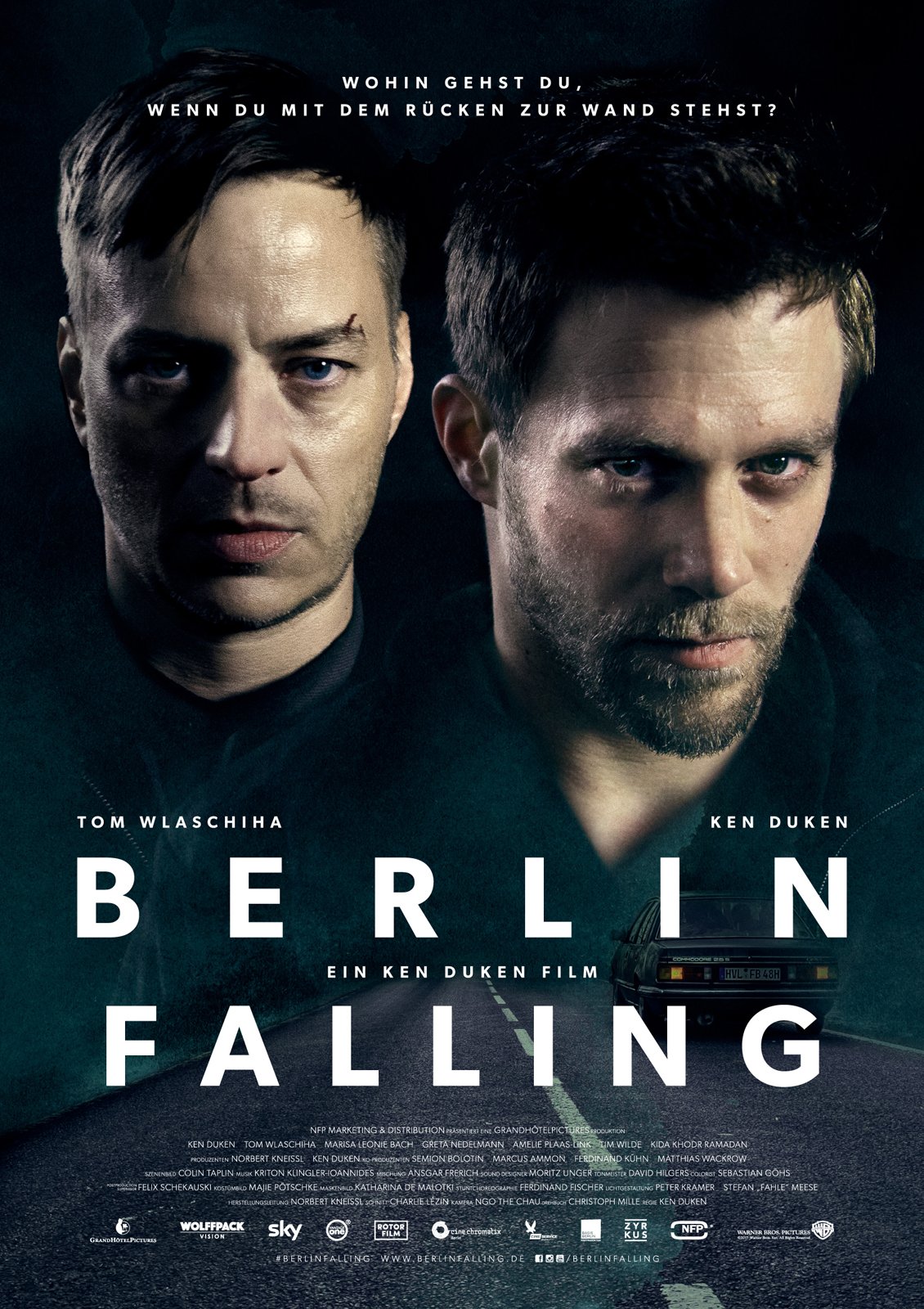 Berlin Falling : Affiche