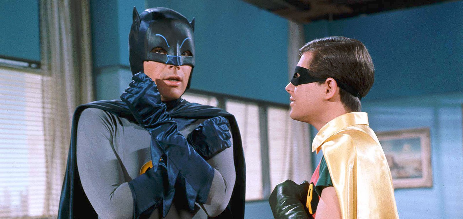 Adam West et Burt Ward dans 