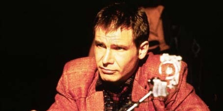 [PERSON=453]Harrison Ford[/PERSON] dans [ITALIC][MOVIE=1975]Blade Runner[/MOVIE] [/ITALIC] (1982)