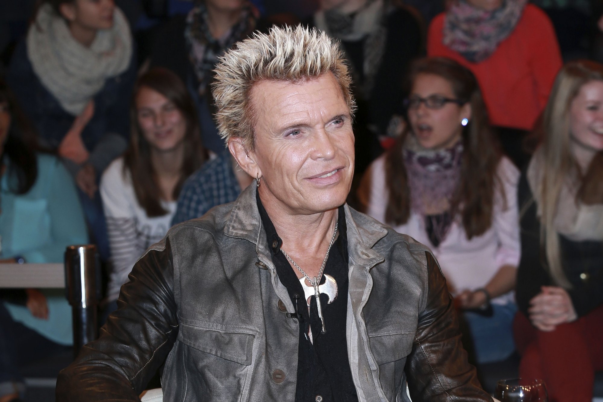 Billy Idol sur le plateau de l'émission Markus Lanz à Hambourg, le 25 novembre 2014.