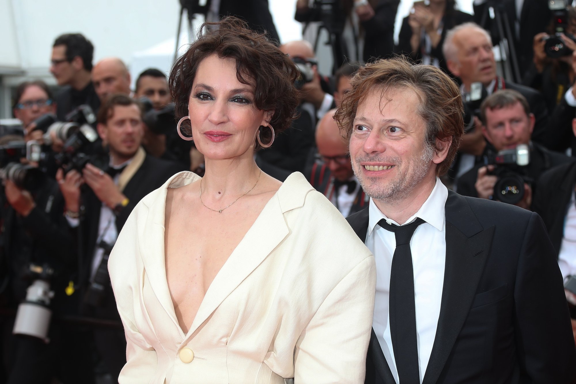 Jeanne Balibar et Mathieu Amalric lors du 70e Festival International du Film de Cannes, le 18 mai 2017.