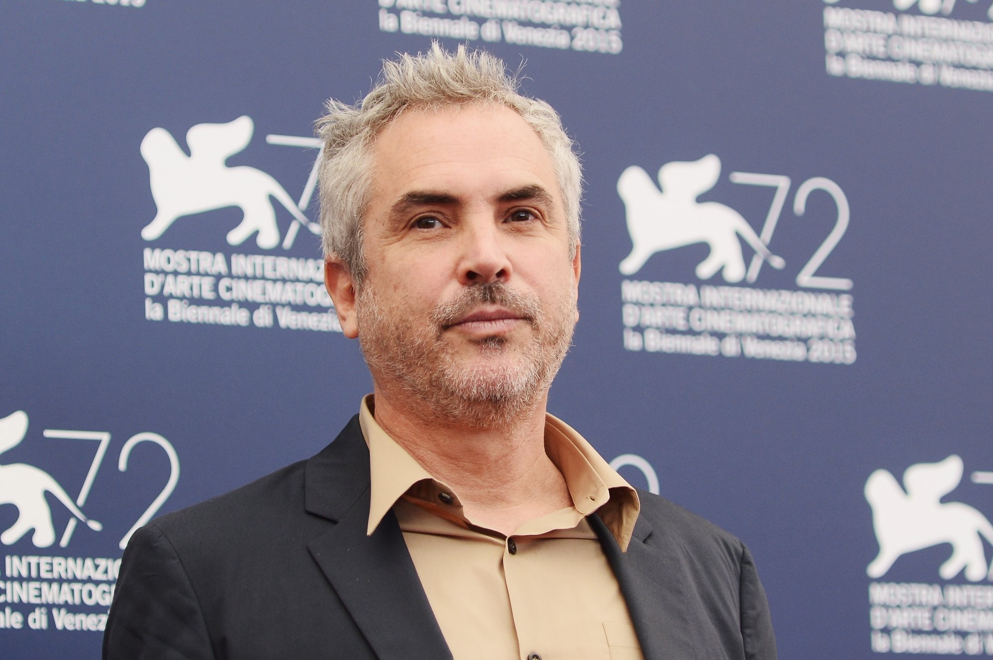 Alfonso Cuaron lors du photocall du jury de la Mostra de Venise en 2015.