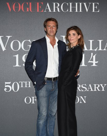 Clotilde Courau et Emmanuel-Philibert de Savoie : Leur fille Vittoria fait le show en robe ultra fendue
