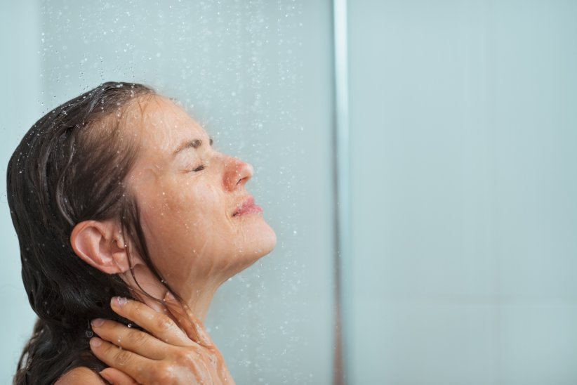 Découvrez pourquoi la douche froide en période de canicule est une fausse bonne idée !