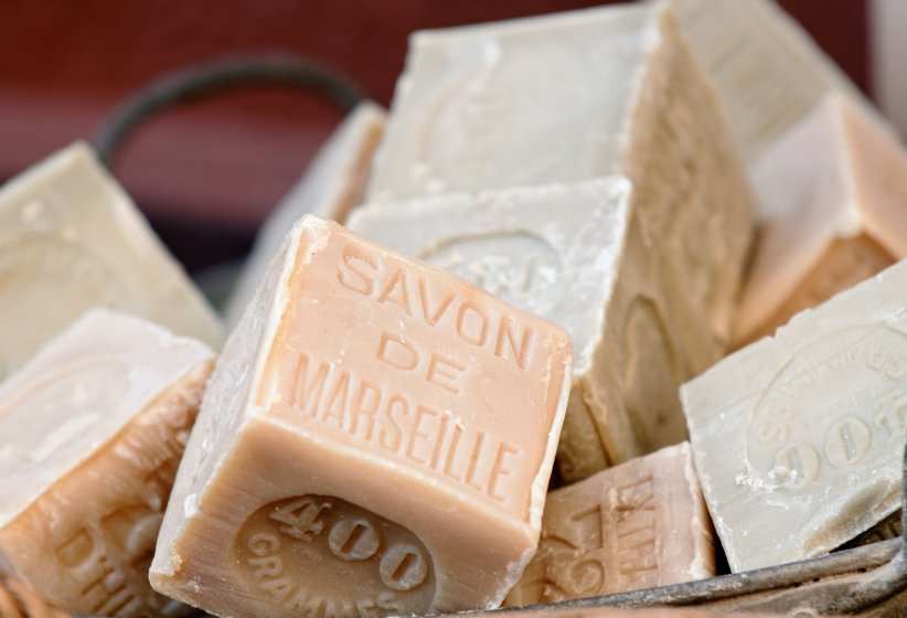 Le savon de Marseille est fabriqué selon un procédé bien précis.
