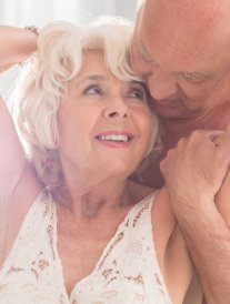Seniors : pourquoi est-il important de rester sexuellement actif ?