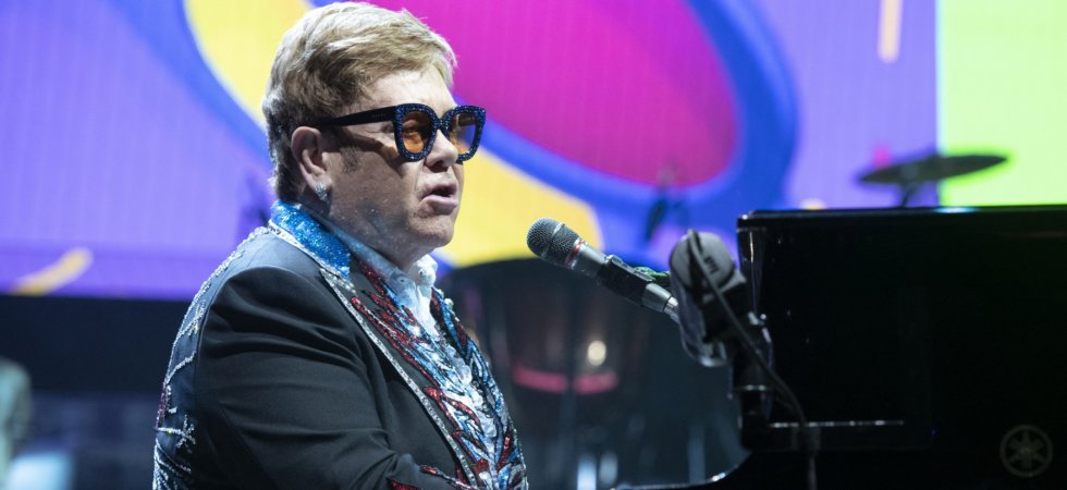 Elton John contraint de se faire opérer d'urgence : il reporte sa tournée