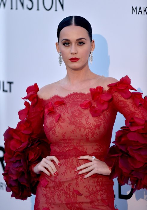 Katy Perry : ses vacances coquines en Italie et en France