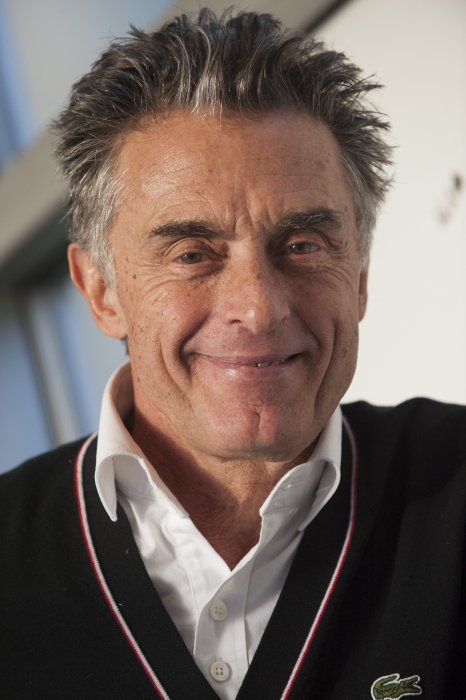 Gérard Holtz en marge du Téléthon à Paris, le 13 novembre 2014.
