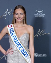 Amandine Petit s'apprête à rendre sa couronne et revient sur son année de règne