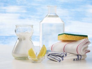 10 ingrédients naturels pour faire le ménage sainement