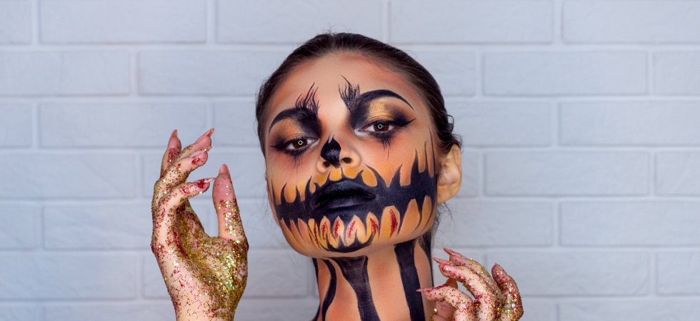 Maquillage d'Halloween à paillettes : comment le retirer facilement ?