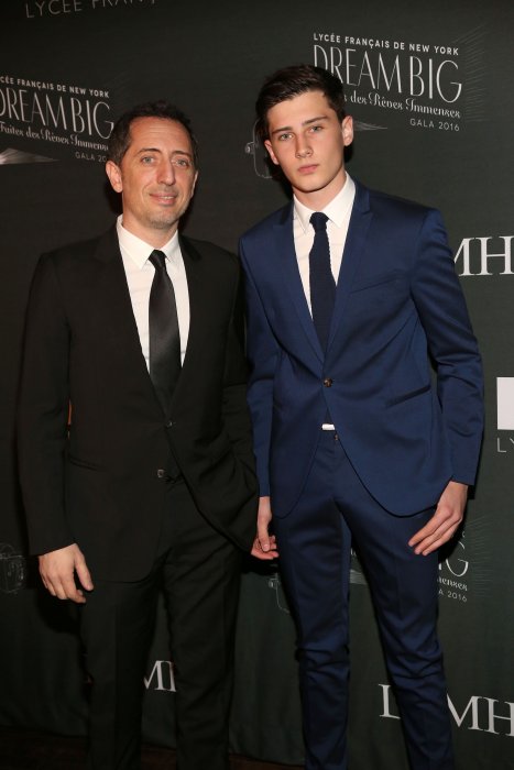 Gad Elmaleh et son fils, au Gala du Lycée Français de New York Gala, le 06 février 2016.