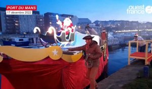 VIDÉO. Le Père Noël est arrivé par bateau au port du Mans pour saluer les enfants 