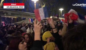 VIDEO. Finale de la Coupe du monde France - Argentine : les supporters y ont cru jusqu'au bout à Niort 