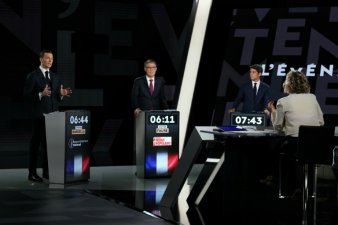 Jordan Bardella, à gauche, Olivier Faure, au centre et Gabriel Attal, à droite, lors d'un débat sur France 2 le 27 juin 2024