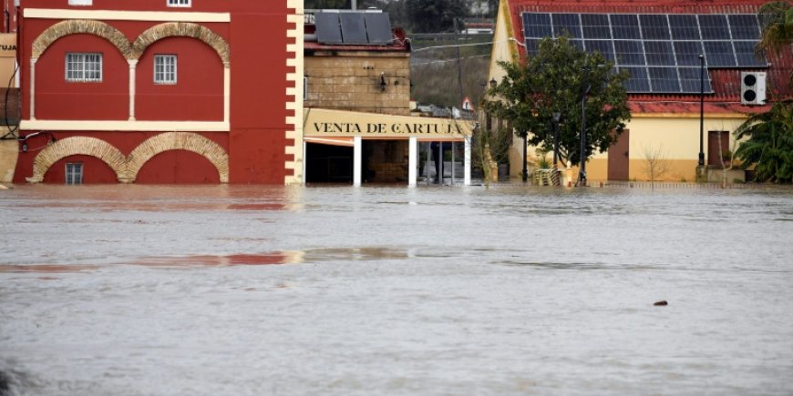La tempête Marta a touché la péninsule ibérique, un pompier tué au Portugal  : Actualités - Orange