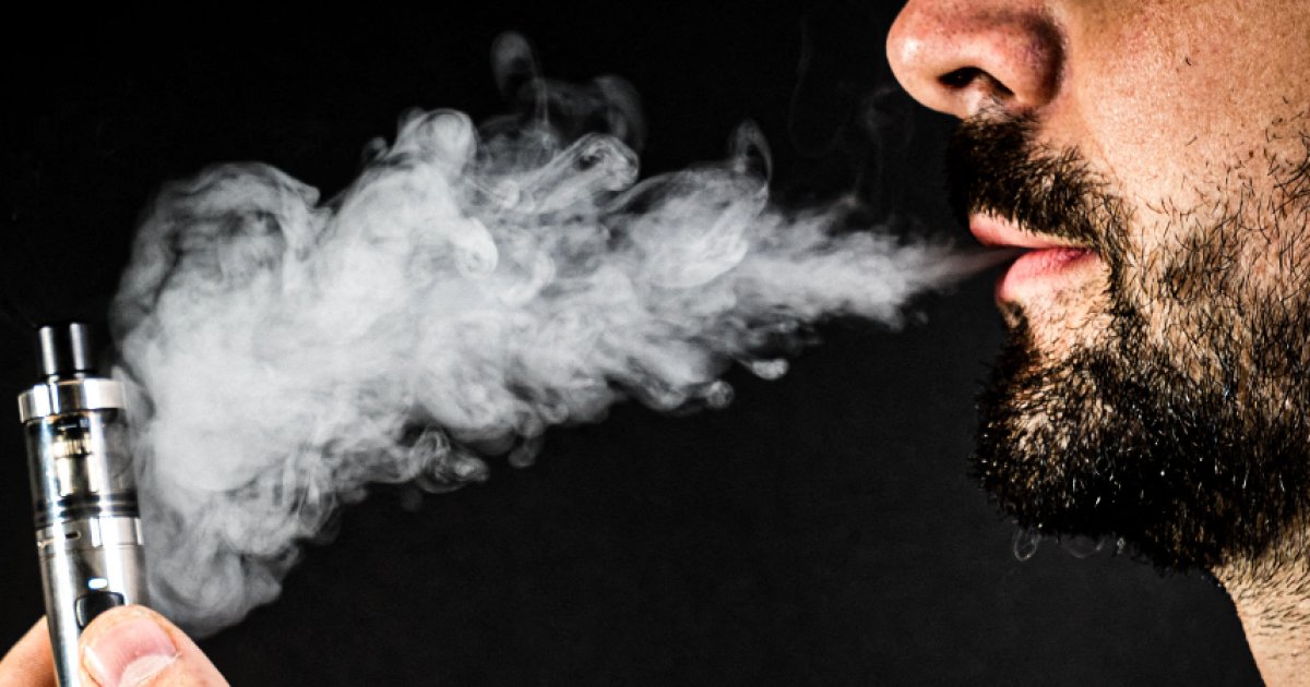 elfbar nachfüll pod läuft aus Il perd 3 dents dans l'explosion de sa cigarette électronique main image 1