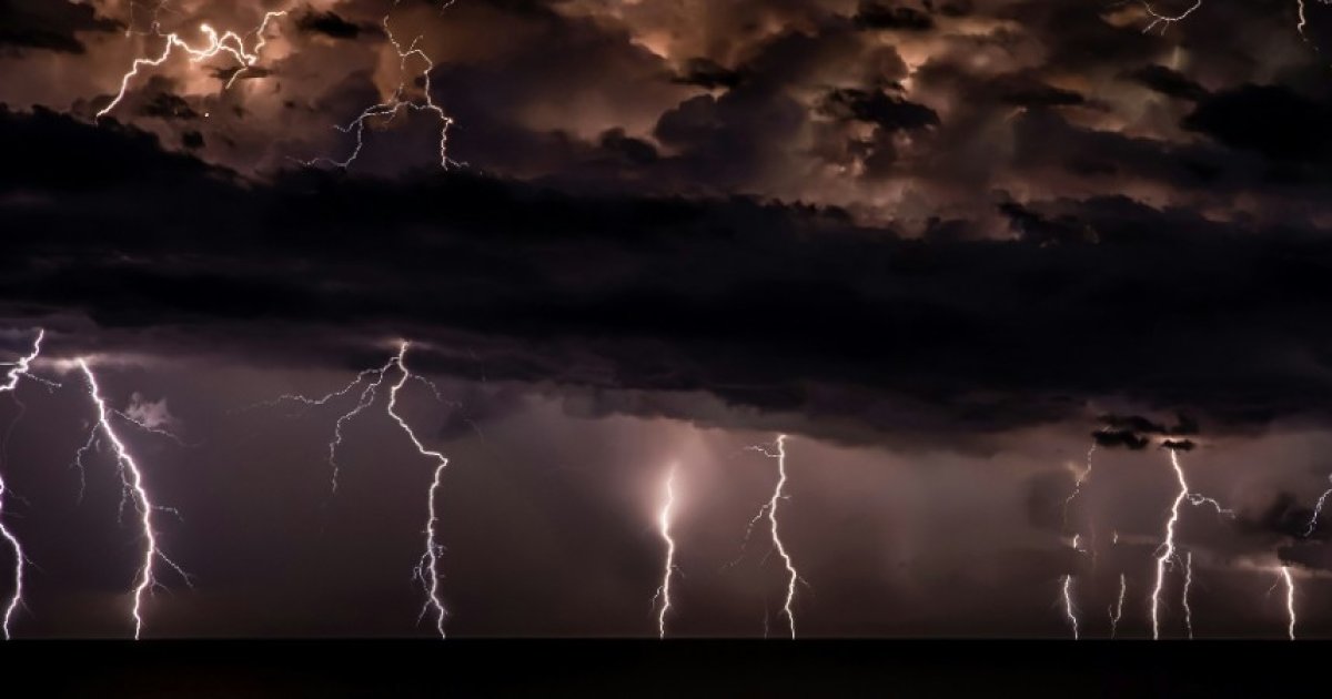 Après la canicule, 16 départements concernés par une vigilance aux orages violents  : Actualités - Orange