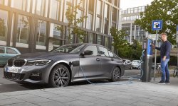 BMW prévoit l'ouverture de cinq usines pour produire ses propres batteries