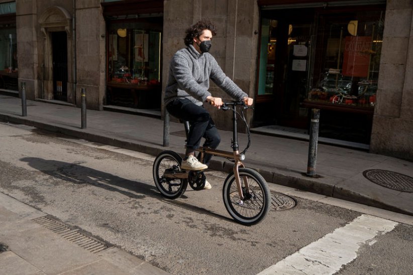Rayvolt Bike Exxite : des vélos à assistance électrique qui font également home-trainer