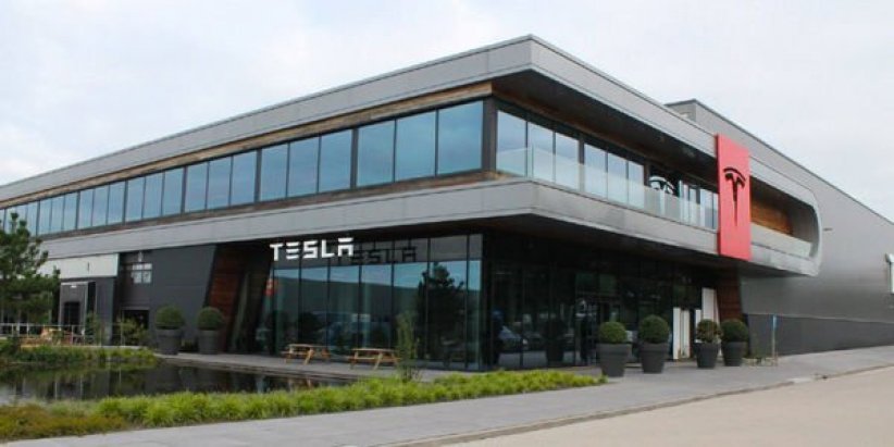 Première usine Tesla européenne