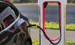 Coupures de courant : peuvent-elles impacter la batterie d'une voiture électrique ? 