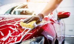 Conseils : Nettoyer sa voiture pour être en sécurité et éviter la sanction !