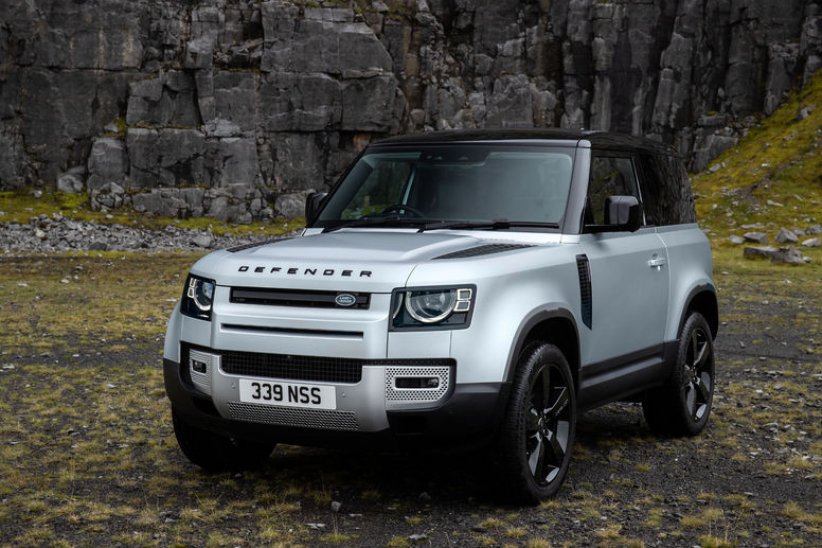 Land Rover étoffe le catalogue de son Defender