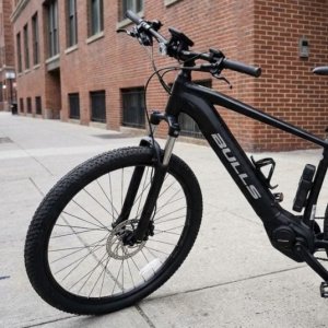 Quand la police troque la voiture pour le vélo électrique 