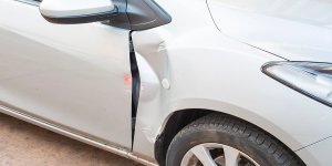 Petits accrochages : près d'un Français sur cinq renonce à réparer sa voiture