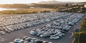Vacances : les parkings sauvages agacent tout le monde ! 