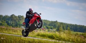 Moto : les rodéos urbains dans le viseur des autorités 