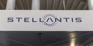 Stellantis promet de maintenir ses 12 usines françaises jusqu'en 2030 