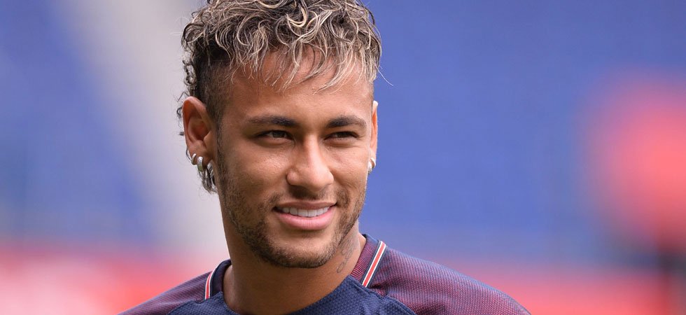 Suivez en direct les premiers pas de Neymar au Parc des Princes