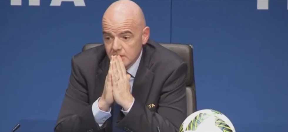 Scandale à la FIFA : le nouveau président sort du silence et évoque son salaire