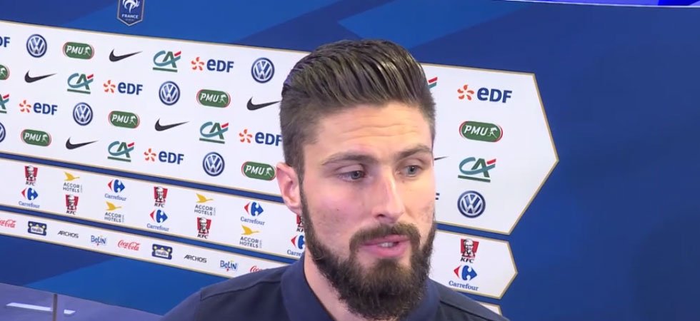 Bleus : Giroud apporte son soutien à Evra