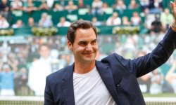 Federer souffre toujours de son genou
