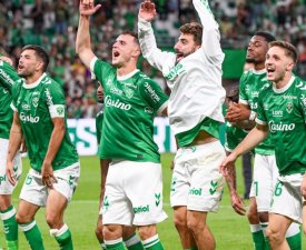 Ligue 2 : Saint-Etienne, le début de saison parfait se poursuit