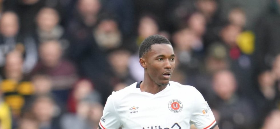 Auxerre s'offre Christ Makosso (officiel)
