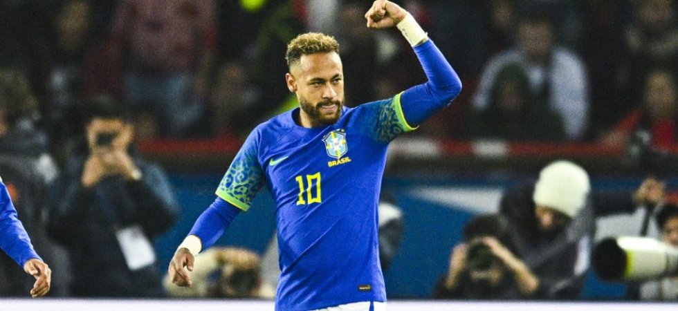 Brésil : Neymar toujours plus près de Pelé
